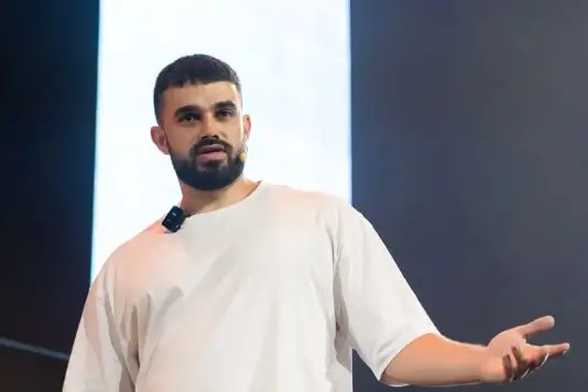 Fabio Serna en el escenario