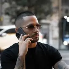 Opiniones Cimientos: Adri Kastel al teléfono rec